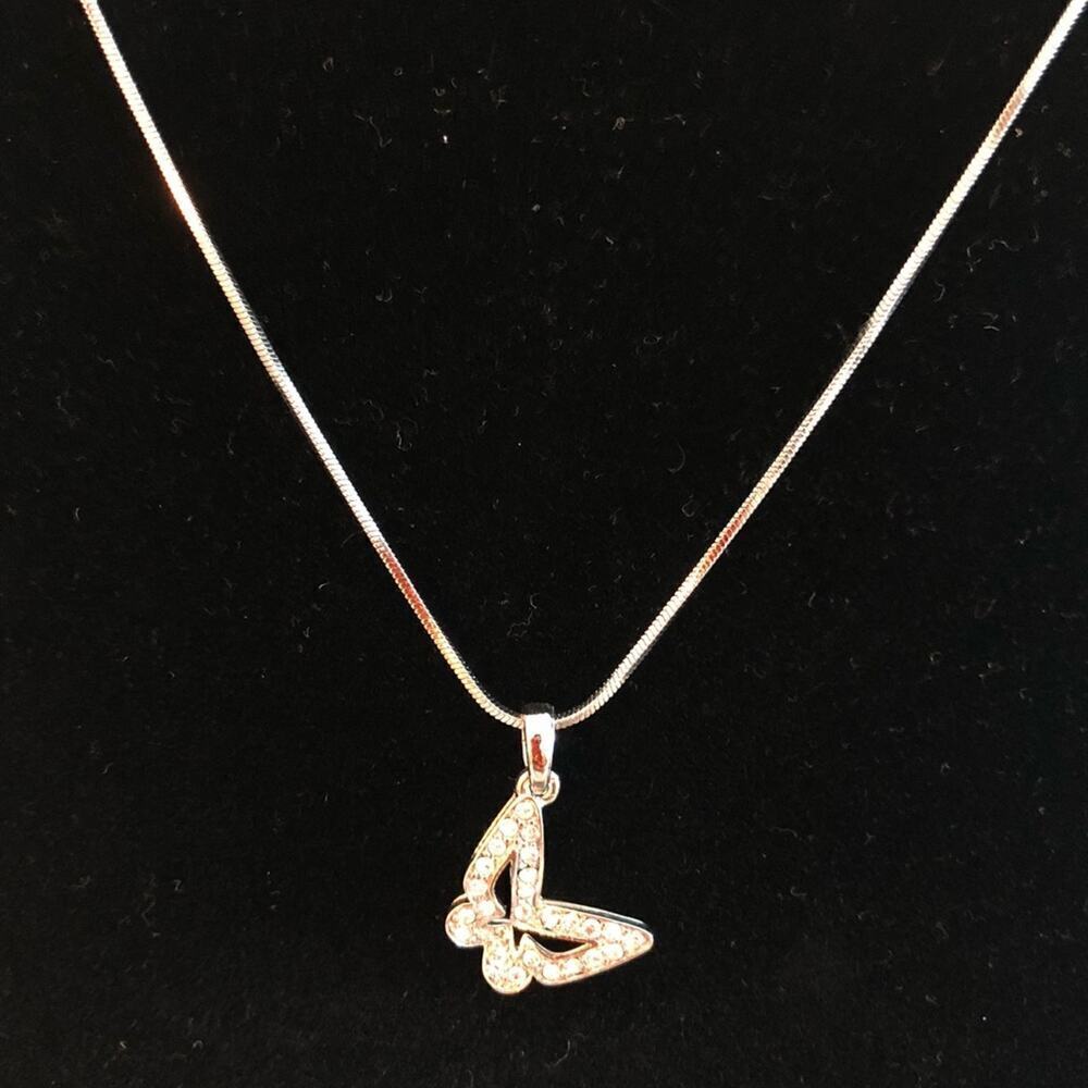 Silver Wing Butterly Charm Necklace - Picture 4 of 4